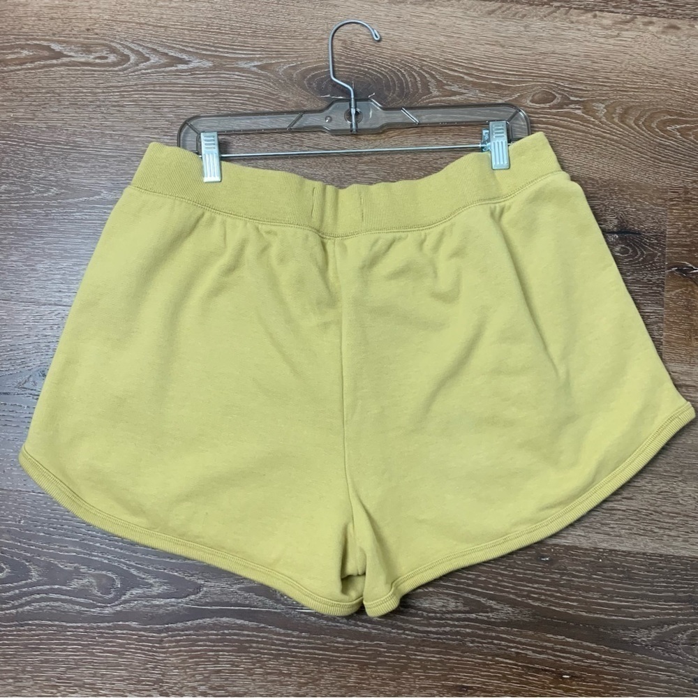 Everlane women’s the track sweat shorts pockets - Picture 5 of 7